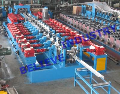 Cina Rotolo su ordinazione intercambiabile del Purlin di C Z che forma tipo determinato trasmissione a macchina in vendita