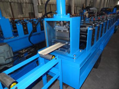 Chine Petit pain en acier formant la machine pour l'encadrement de cloison sèche/plafond de Furring/toit intérieurs Batten à vendre