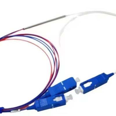 China 3 Alta potencia PER ER 28dB 1x2 1 2 Mini PM FBT Divididor de fibra óptica con tipo de fibra G657A en venta