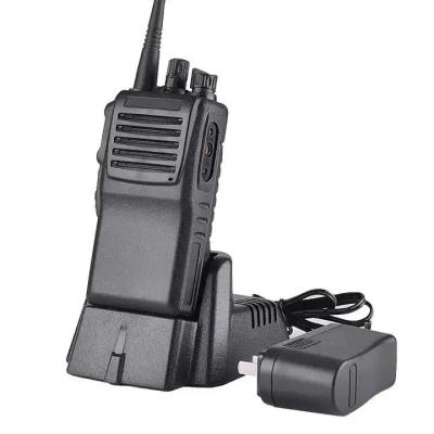 Cina 400-470 MHz/136-174MHz Walkie Talkie Portatile e wireless per la caccia all'aperto in vendita