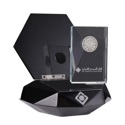 China Handmade Sophisticated Piano Finishing Wood Box Handmade Black Lacquer Corporate Gift Box for sale