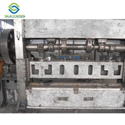 Cina 0.3-2.5 mm di diametro di filo Hexagonal Wire Mesh Netting Machine con velocità 50-100m/min in vendita