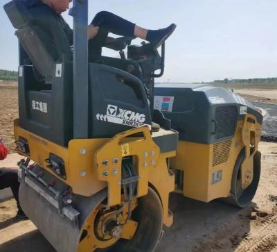 中国 高強度 3500kg 中古道路ローラー XCMG XMR353E 50 Hz振動周波数 販売のため