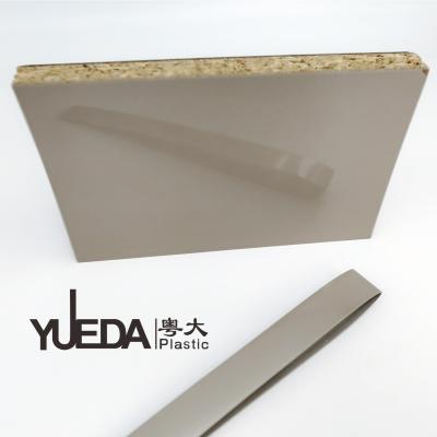 China Ultra High Gloss Edge Banding PVC Strong Adhesive Scratch Resistant A0695 for sale