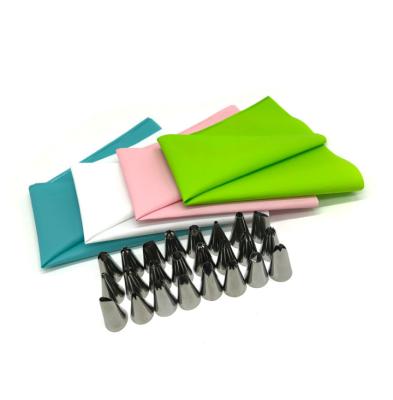 China Sustainable Kitchen DIY 26 PCS/Set Silicone Pastry Tips Bag Icing Reusable Whizzing Cream Pastry Bags +24 Nozzles Set Cake Decorating Tools for sale
