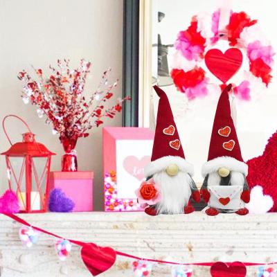 China Christamas Home Decoration Valentines Day Gifts 2pcs/set Valentines Day Gnome Plush Elf Heart Saint Valentines Handmade Gnomes For Gift Home Decorations for sale
