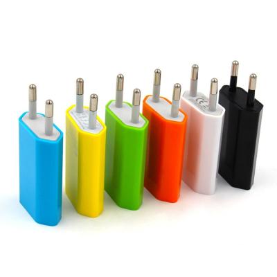China Hot Dual USB 2.1A Universal Cell Phone Wall Charger Portable Travel Adapter For Mobiles for sale