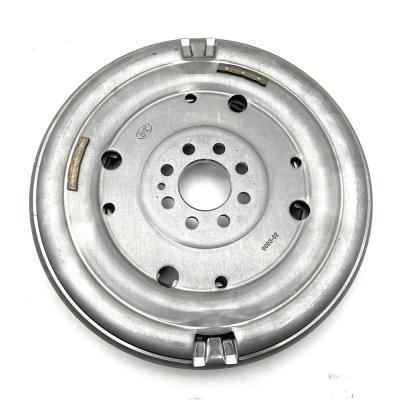 China DQ200 0AM DSG7 7-Speed Transmission Clutch Flywheel 6/8 Hole 129/132 Teeth Suit For Car Standard Size for sale