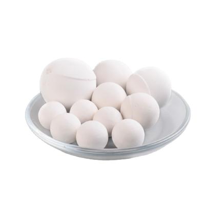 Chine Pour le broyage industriel de la porcelaine, une sphère en perles de céramique d'alumine est utilisée pour le broyeur à billes à vendre