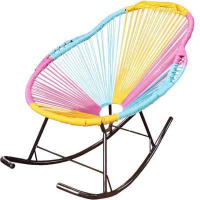 China Blanco negro marrón gris crema amarillo dorado Acapulco silla de mimbre para balcón muebles de rotín en venta