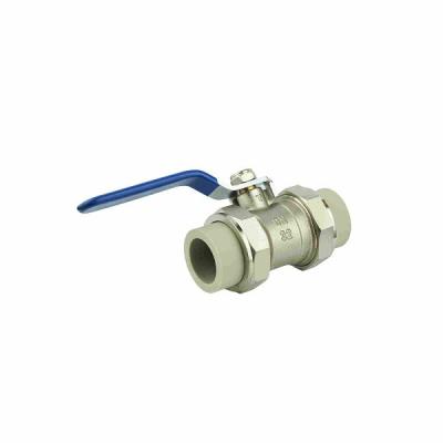 China PN16 Telfon Sealing Brass Ball Valves Level Hand PPR Ball Valves 1/2 - 4 Inch 320g for sale