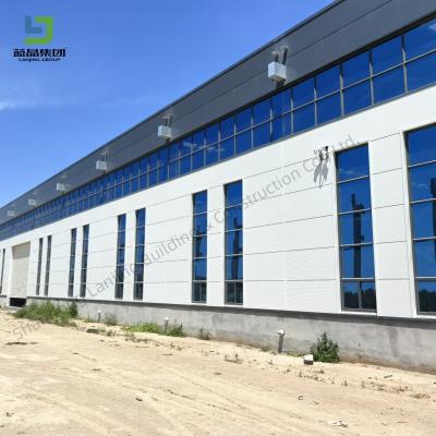 China Vorgefertigte Leichtindustrie Stahlkonstruktion Logistik Lagerhaus Werkstatt mit Q355b und Q235b zu verkaufen