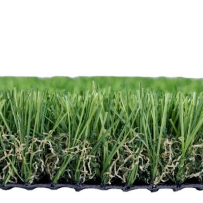 China Hierba de paisaje artificial bicolor verde personalizada para escuelas patios y jardines en venta