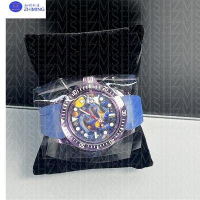 China Premium 40 mm/42 mm ronde saffier kristal horloge behuizing krasbestendige aanpasbare paars Te koop