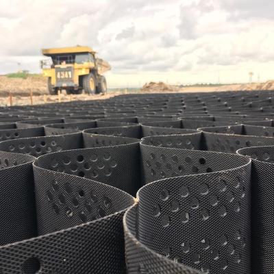 Chine Tissu et perforé HDPE en plastique géocelle Paver Gid Fabricant Prix Géocelle de grille de gravier pour la construction de routes à vendre