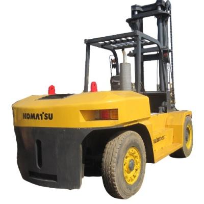 China Building Material Stores Used Komatsu Diesel Forklift FD150 Komatsu Forklift Best Price for sale