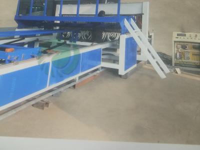 Chine 4.5T fil automatique Mesh Machine, petit pain Mesh Welding Machine de 3mm 5mm à vendre