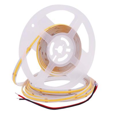 Chine Largeur 8mm 10W COB LED Bande Lumineuse DC24V 1000lm/M Blanc Froid RA 90 à vendre