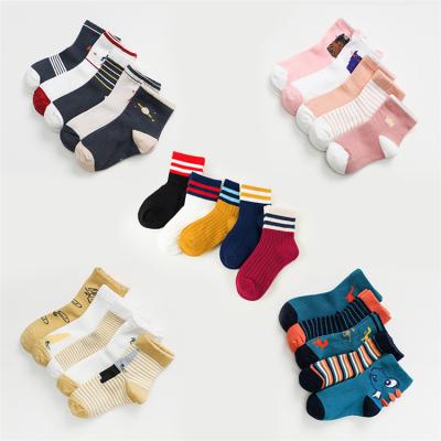 China 5 Packs Kids Socks Cotton Cartoon Stripe Socks Breathable QUICK DRY Boy Cute Dragon Socks for sale