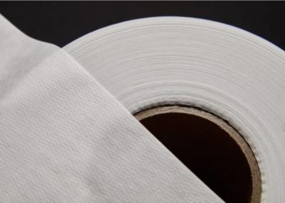 China Rolo fundido 30gsm do derretimento hidrofóbica da tela não tecida para a máscara protetora à venda