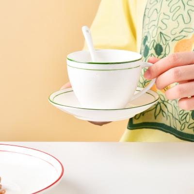 China Copas Pratos Conjunto de utensílios de cerâmica para 12 pessoas Estilo nórdico Vajillas De Porcelana à venda