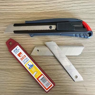 China Silver Blade 18mm Cutting Knives for Industrial Applications for sale