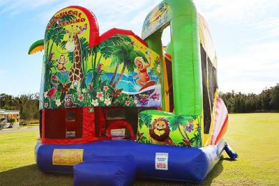 China Castillo animoso inflable de Juming del alquiler al aire libre combinado inflable del castillo con la diapositiva en venta