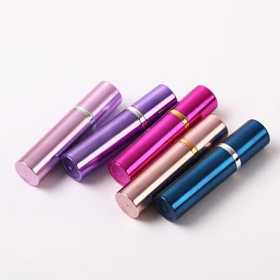 Cina Penna per profumi ABS di lusso da 5 ml con pompa a spruzzo e colori personalizzati in vendita