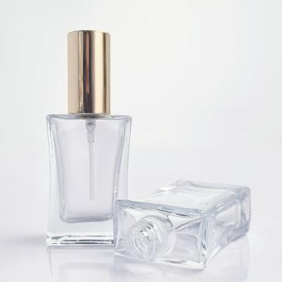 China Groothandel 20ML 30ML & 50ML Vierkante glazen parfumfles lege verpakking Te koop