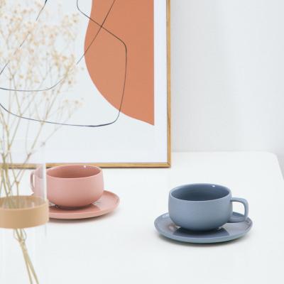 China Nordic Wholesale Elegant Restaurant Porcelain Ceramic Coffee Cups and Saucers for sale