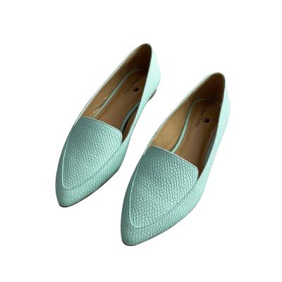 China Green Color Flat Mint Genuine Leather Handmade Flat Heeled Women's Casual Single Shoes for sale