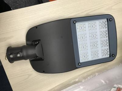 China Alumínio 60W 100W 150W 200W Iluminação de rua LED exterior IP65 resistente à água Com certificado CE Usado para rodovia, estrada principal à venda