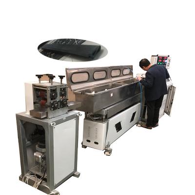 China Cadena de producción plástica del perfil de la junta 35kw del PVC y de EPDM en venta