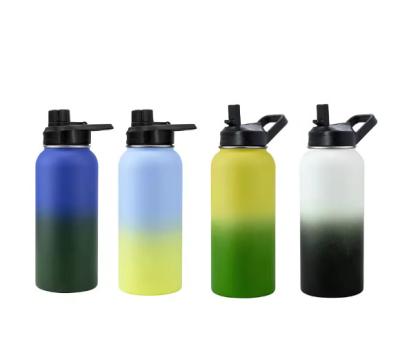 China Botella de agua de vacío de acero inoxidable de doble pared con logotipo personalizado en venta