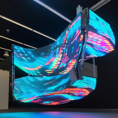 Chine Panneau d'affichage d'écran LED souple et lisse Affichage LED irrégulier intérieur à vendre