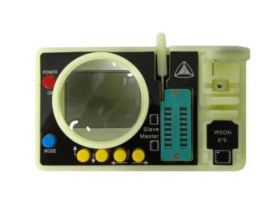 China mini universal EEPROM programmer portable with AAA battery professional programmers with QFN/ WSON IC 2 slots dip8 chip en venta