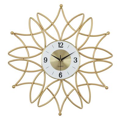 China Nordic style factory price gold wrought iron flower fashion antique creative wall clock for sale