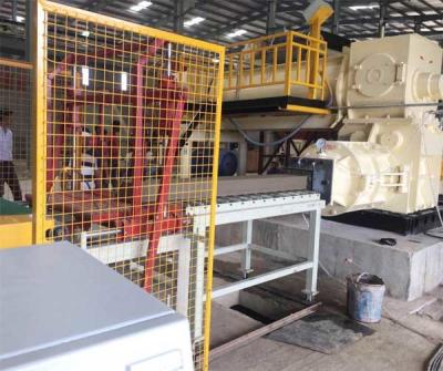 Cina Macchine per la fabbricazione di mattoni manuali, macchine per la fabbricazione di mattoni, elettrodomestici per l'estrusione a vuoto in Kenya in vendita