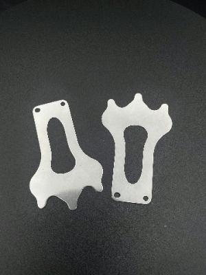China Peças de estampagem de metal de aço inoxidável personalizadas Placa de válvula à venda