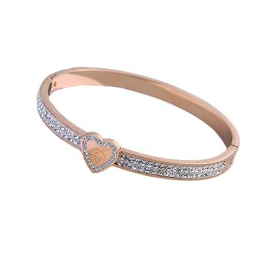 China Jewelry Gift CLASSIC High Quality Gold Plated Diamond Pendant Small Lock Accessories Stainless Steel Bracelet Heart Shaped Women for sale