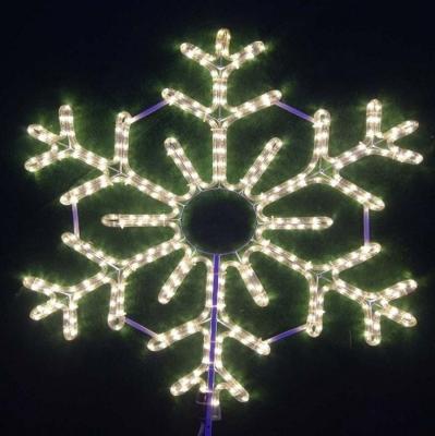 China Holiday Decoration Different Shape Snowflake Rope Pattern Light for sale