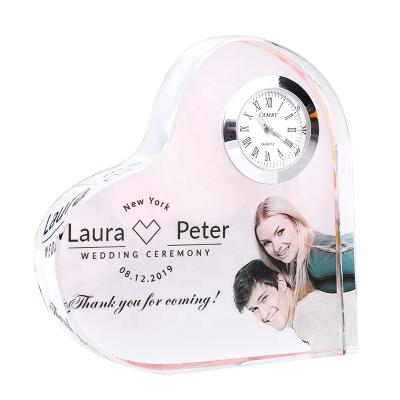 China Souvenirs Crystal Clock Custom Engraving Clear Heart Wedding Guest Gift from Europe Shaped Crystal Heart Clock for sale