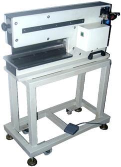 China High Efficiency Fr4 Pcb Cutting Machine Separate 2.5mm Thick Boards en venta