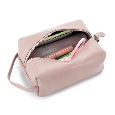 China Fashion Luxury Women Large Capacity Genuine Leather Toiletry Bag Portable Organizer Makeup Cosmetic Bag Outdoor Travel Storage Wash Bag for sale