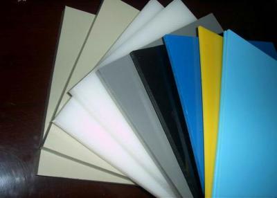Chine Lissez ou poncez la feuille en plastique colorée par bleu extérieur pour la faible densité d'industrie chimique à vendre