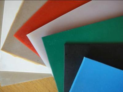 Chine Élongation en plastique de la feuille colorée par poids léger 60% avec l'approbation de ROHS à vendre