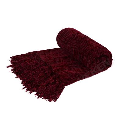 China Wholesale Fluffy Cozy Chenille Knitted Throw Blanket Tassel Blanket With Decorative Fringe Luxury Tassel Blanket for sale