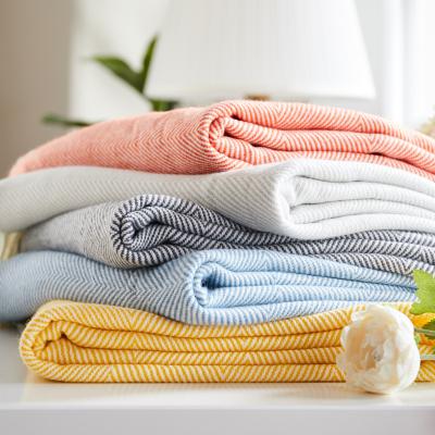 China Wholesale Blanket Colored Polyester Yarn-dyed Blanket Anti-Static for sale