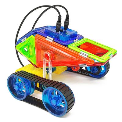 China Regalos para niños Bloques magnéticos Coche Vehículo de combate con control remoto en venta