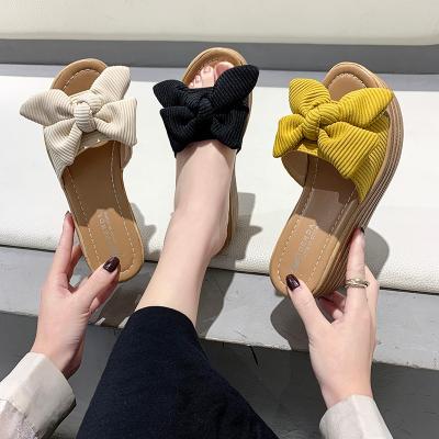 China CUSHIONING Wholesale Ladies Wedge Slippers Platform Slippers Women Slippers Luxury Sandals for sale